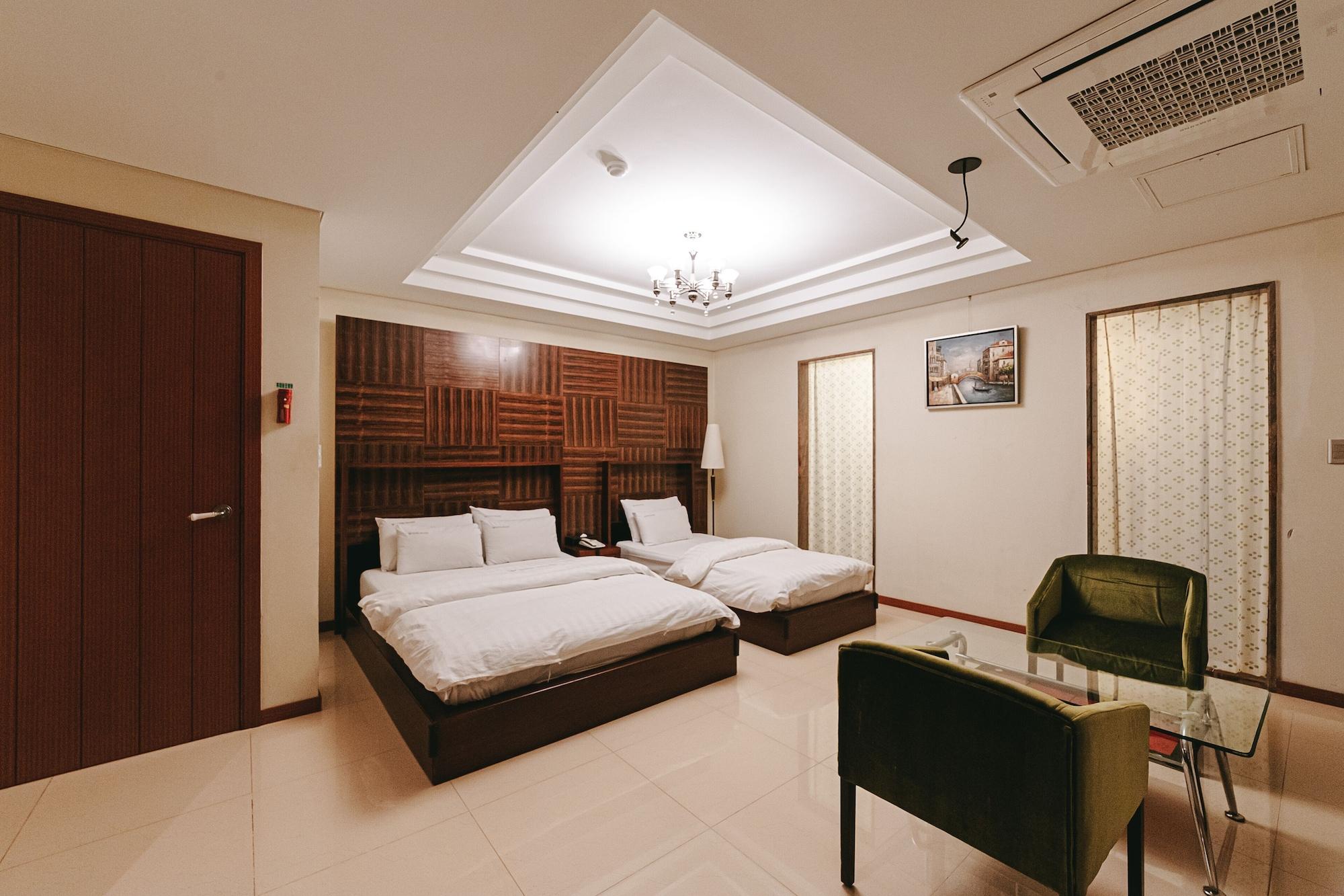 Gallery Tourist Hotel Tchongjong Exteriér fotografie