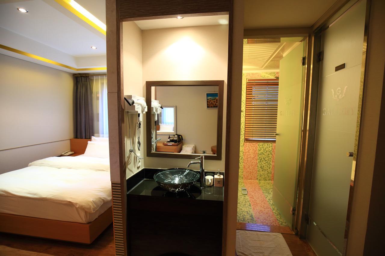 Gallery Tourist Hotel Tchongjong Exteriér fotografie