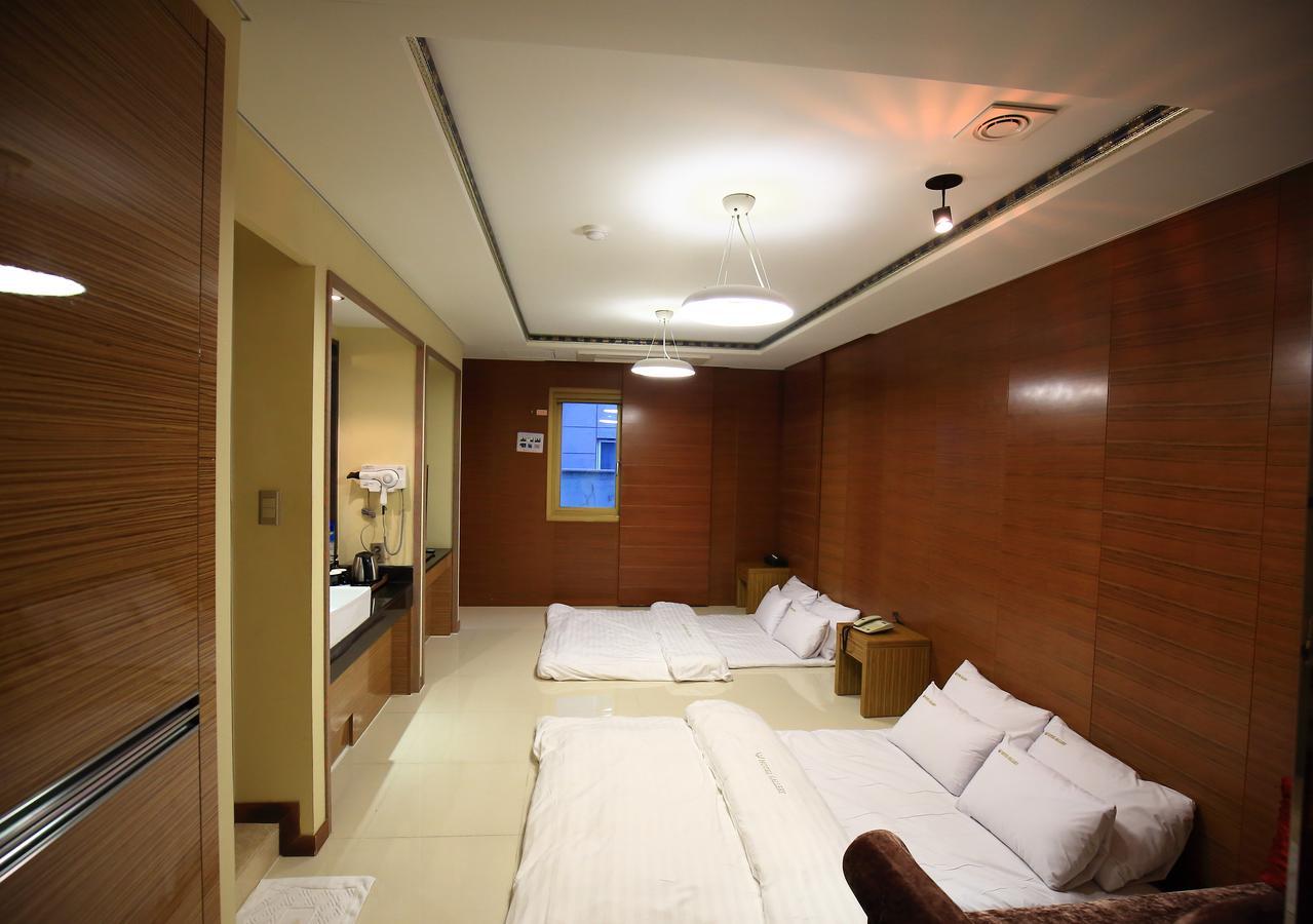 Gallery Tourist Hotel Tchongjong Exteriér fotografie